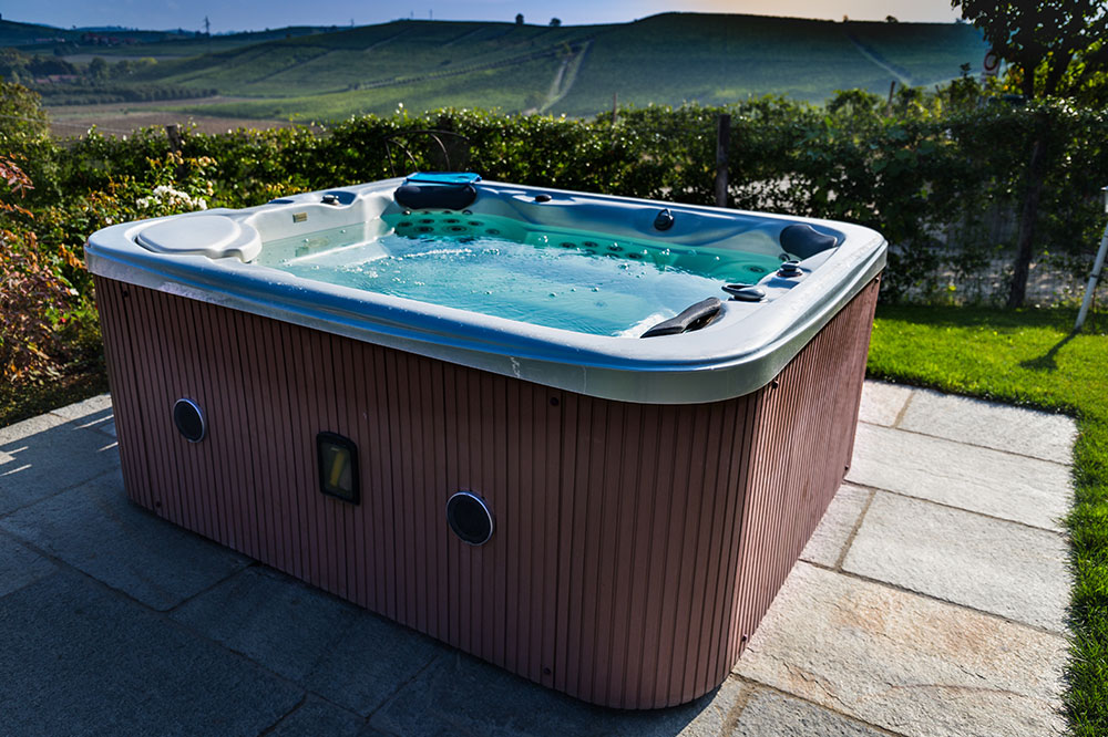 5 Different Types of Hot Tubs